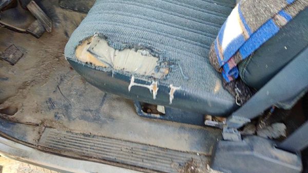 1993 GMC Sierra Front Seat Blue — photo 6