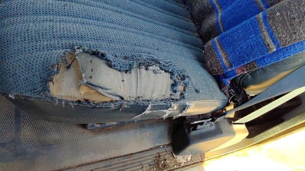1993 GMC Sierra Front Seat Blue — photo 9