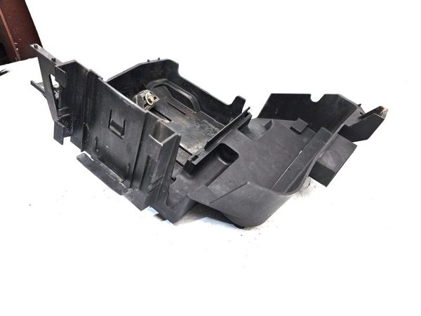 05-07 Pontiac G6 Complete Battery Box Mount Tray With Hold Down Oem 2.4L 3.5L — photo 10