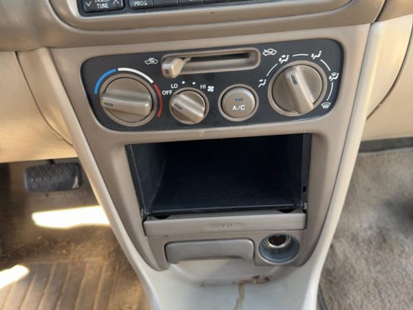 1999 Toyota Corolla Dash Panel Beige FA40 — photo 3