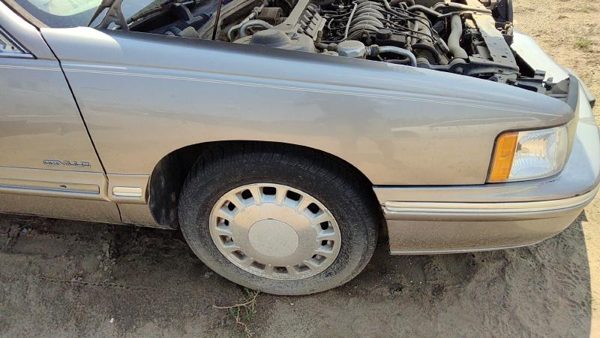 1997-1999 Cadillac Deville Passenger Right Front Fender Oem 46A Beige 88890006 — photo 1
