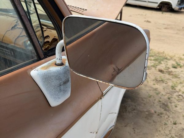80-87 Chevy Silverado C20 Passenger Right Manual Side Mirror Door Mounted Oem — photo 4