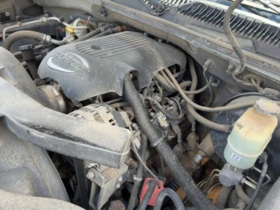 2001 Suburban 1500 Engine Assembly/motor 5.3L