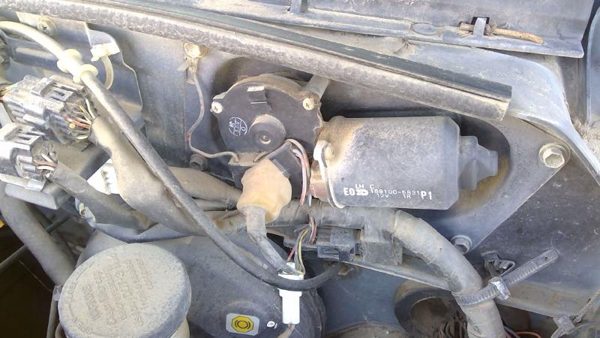 1989-1998 Geo Tracker Windshield Wiper Motor Oem 96068324 — photo 9