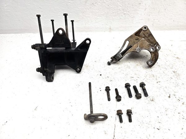 1994 Subaru Legacy Rhd Mount Bracket Set For Ac Compressor Oem 2.2L Turbo Awd — photo 1
