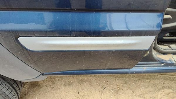 02-07 Jeep Liberty Passenger Right Rear Moulding From Door Oem Back Trim Strip — photo 3
