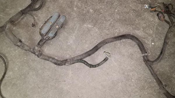 2004 Buick Century Engine Fuse Box Free Shipping + Fits 00-05 255565 — photo 5