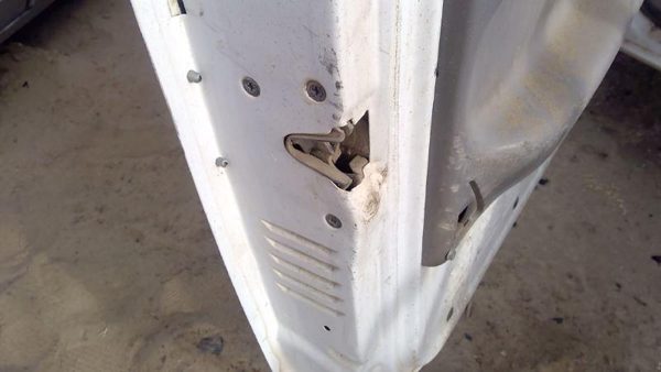 92-97 Ford F450 Driver Left Front Door Latch With Rods/Cables Oem — photo 3