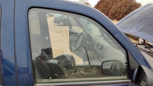2002-2006 Jeep Liberty Passenger Right Front Side Window Door Glass Oem — photo 3