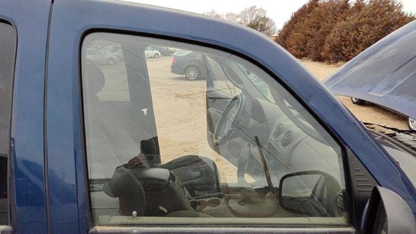 2002-2006 Jeep Liberty Passenger Right Front Side Window Door Glass Oem — photo 2