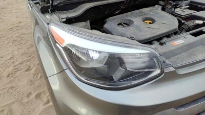 2014-2019 Kia Soul Passenger Right Head Light Oem Front Lamp 92102B2270