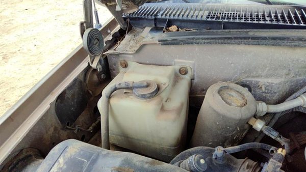 1997 Chevy Pickup 2500 Coolant Recovery Bottle Silverado — photo 6