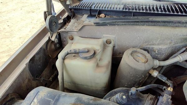 1997 Chevy Pickup 2500 Coolant Recovery Bottle Silverado — photo 5