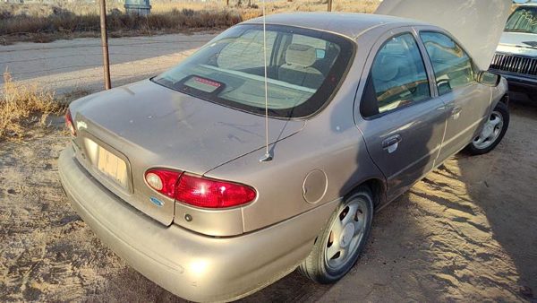 1997 Ford Contour — vehicle photo 3