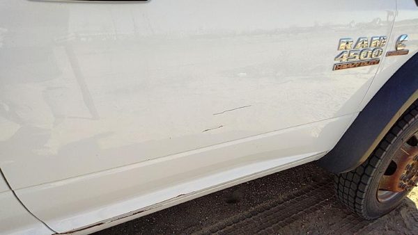 2016 Dodge Ram Front Door RH White PW7 — photo 5
