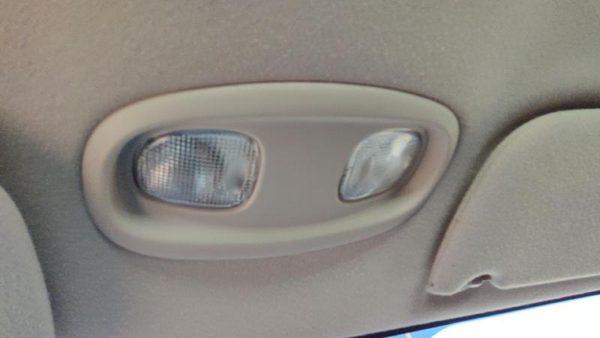 2002 Dodge Intrepid Center Overhead Console Oem Dome Light Map Lamp — photo 1