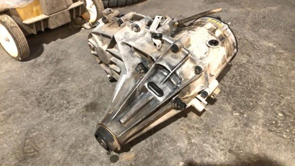 2001 Chevy Tahoe Transfer Case AT 4x4 — photo 2