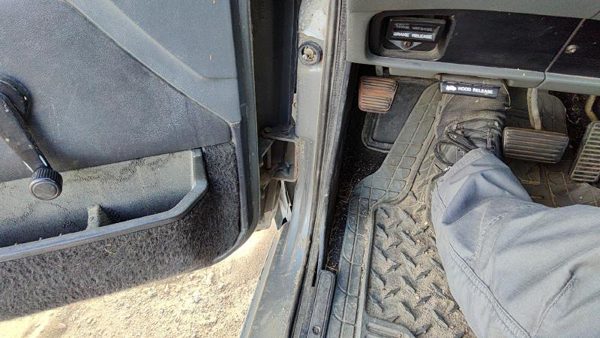 82-93 Chevy S10 Pickup Driver Left Lower Kick Trim Panel Oem Dark Gray — photo 2