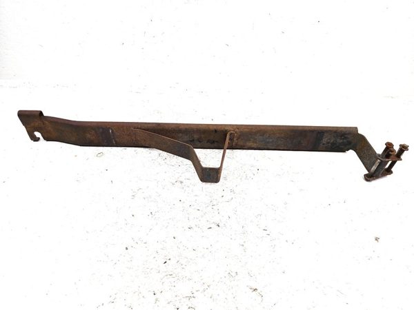 1984-1991 Jeep Grand Wagoneer Spare Tire Carrier Oem — photo 1