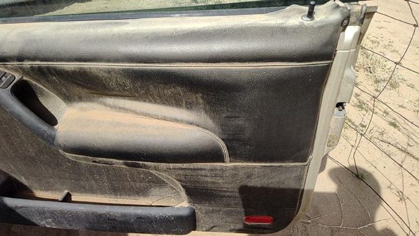 99-02 Cabrio Passenger Right Front Door Trim Panel With Switches Black — photo 3