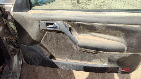 99-02 Cabrio Passenger Right Front Door Trim Panel With Switches Black — photo 8