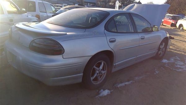 2003 Pontiac Grand Prix — vehicle photo 6