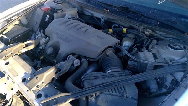 2003 Pontiac Grand Prix — vehicle photo 2