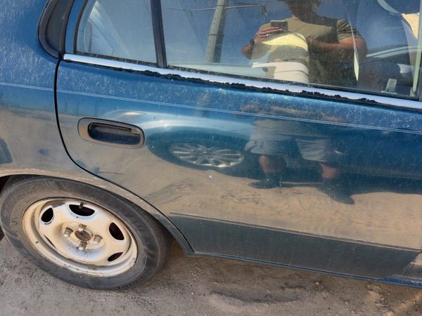 1999 Toyota Corolla Rear Door RH Teal 760 — photo 3