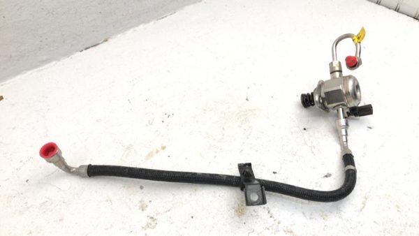 2018-2020 Buick Regal Complete Fuel Pump With Sending Unit Fuel Lines 2.0l Oem — photo 4