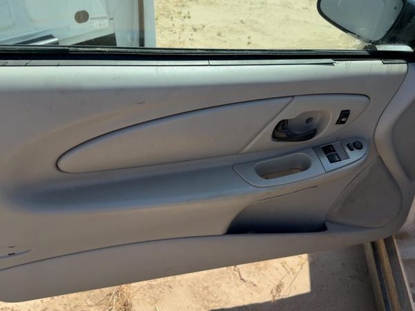 06-07 Monte Carlo Driver Left Front Door Trim Panel With Master Switch Gray 832 — photo 3