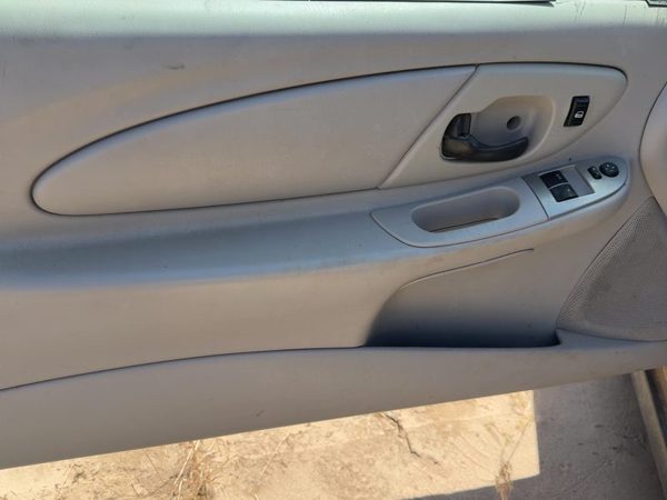 06-07 Monte Carlo Driver Left Front Door Trim Panel With Master Switch Gray 832 — photo 10
