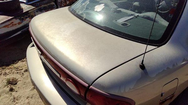2003 Chevrolet Cavalier Trunk/decklid/hatch/tailgate Gold 49U — photo 2