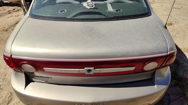2003 Chevrolet Cavalier Trunk/decklid/hatch/tailgate Gold 49U — photo 1