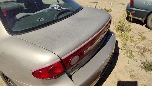 2003 Chevrolet Cavalier Trunk/decklid/hatch/tailgate Gold 49U — photo 3