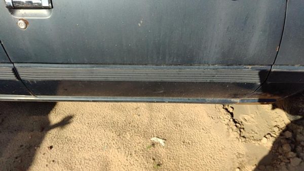 1984-1986 Toyota Camry Passenger Right Front Moulding From Door Oem Trim Strip — photo 4