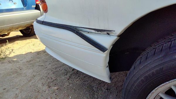 1992-1995 Pontiac Bonneville Rear Bumper Cover Assembly Oem Back White 16520213 — photo 3