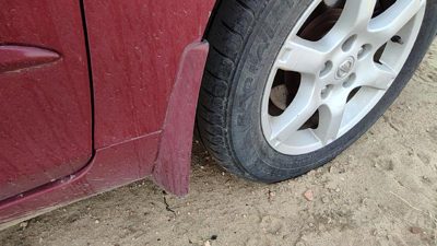 02-06 Nissan Altima Passenger Right Moulding From Fender Oem Trim Strip Red A15