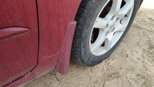 02-06 Nissan Altima Passenger Right Moulding From Fender Oem Trim Strip Red A15 — photo 4