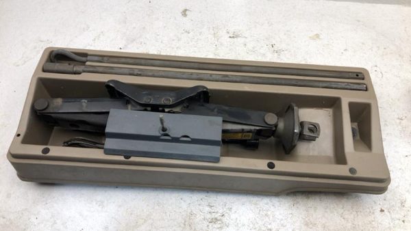 95-00 Chevy Silverado 2500 Complete Jack Tool Set Kit Tray Housing Extended Cab — photo 7