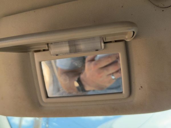06-07 Chevy Monte Carlo Driver Left Sun Visor Oem Illumination Top Lamp Gray 832 — photo 7