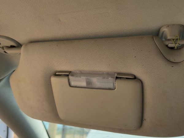 06-07 Chevy Monte Carlo Driver Left Sun Visor Oem Illumination Top Lamp Gray 832 — photo 8