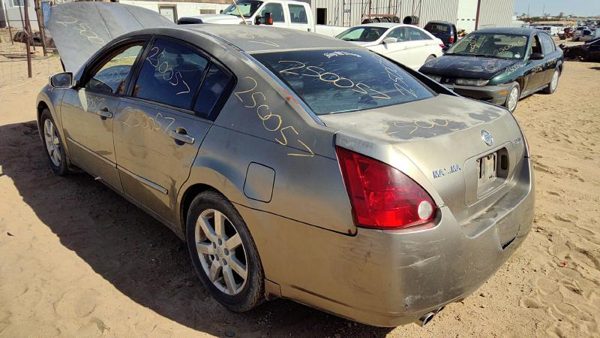2004 Nissan Maxima — vehicle photo 7