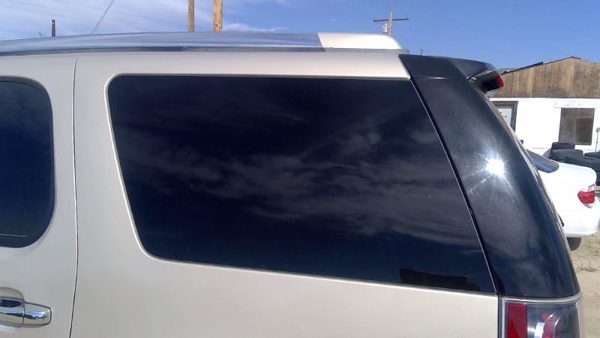 2007-2014 Yukon Denali Driver Left Rear Quarter Glass Back Side Window Oem — photo 2