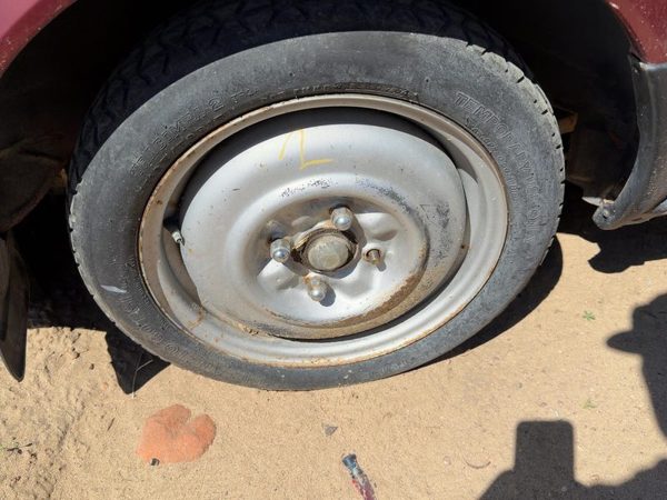 1985-1988 Nissan Maxima 15" Wheel Oem Factory Rim #2 Spare 403006N077 — photo 1