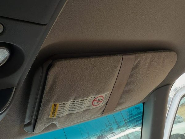 1998 Chevy S10 Blazer Passenger Right Sun Visor Oem Gray 92H — photo 1
