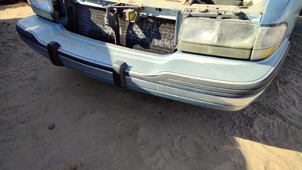 1992-1996 Buick Lesabre Front Bumper Cover Assembly Oem Blue 12535485 — photo 4