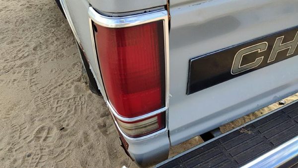1982-1993 Chevy S10 Pickup Driver Left Tail Light Brake Lamp Oem Rear 00915708 — photo 1