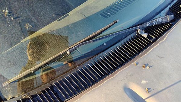 1994-1999 Chevy Suburban Passenger Right Windshield Wiper Arm Oem Blade Lever — photo 2