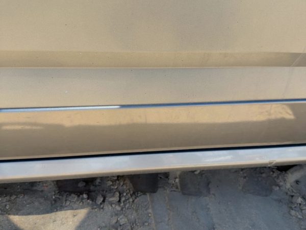 04-05 Srx Passenger Right Front Moulding From Door Oem Trim Strip Silver 42U — photo 5