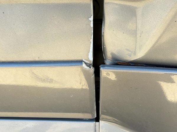 04-05 Srx Passenger Right Front Moulding From Door Oem Trim Strip Silver 42U — photo 6